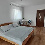 Hegin Exclusiv 아파트 *