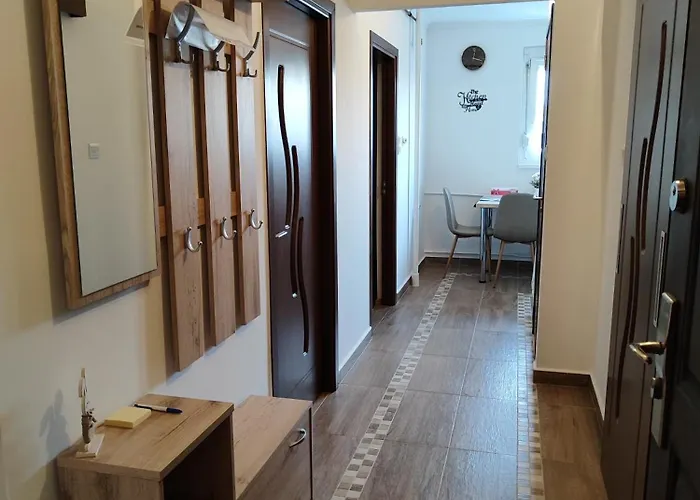 Hegin Exclusiv * Budapeste